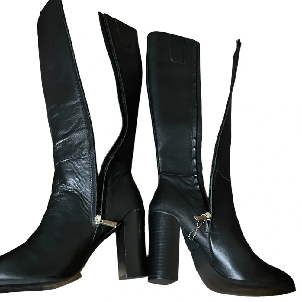 NWOT KENNETH COLE Women's Justin High Block-Heel Boots Sz 6.5M